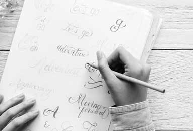 MK体育平台-任航争顶肘击，马宁判给玉昆点球，恩里克主罚中柱弹出