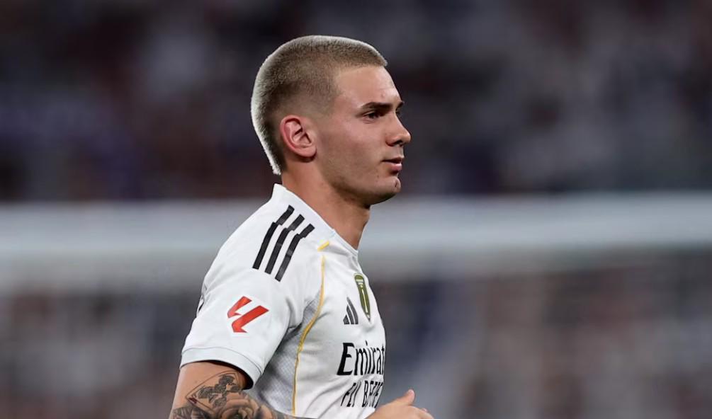 MKSPORT-阿斯：阿隆索考虑让马斯坦托诺在对阵皇家奥耶维多时首发